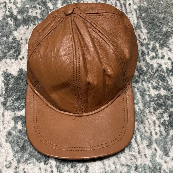 The Unbranded Brand Other - Vintage Leather Hat Metal Adjustable Clasp Golf Bag Logo Brown
